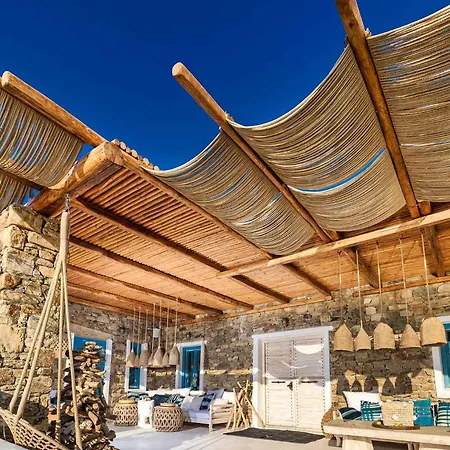 K Βίλα Πάνορμος Μυκόνου