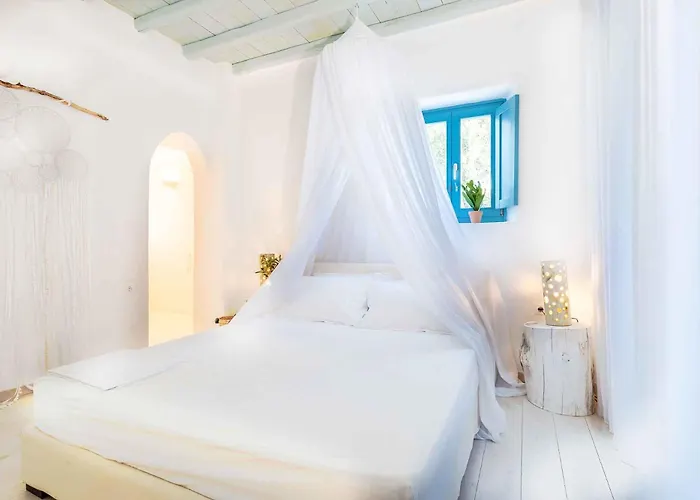 K * Panormos (Mykonos)